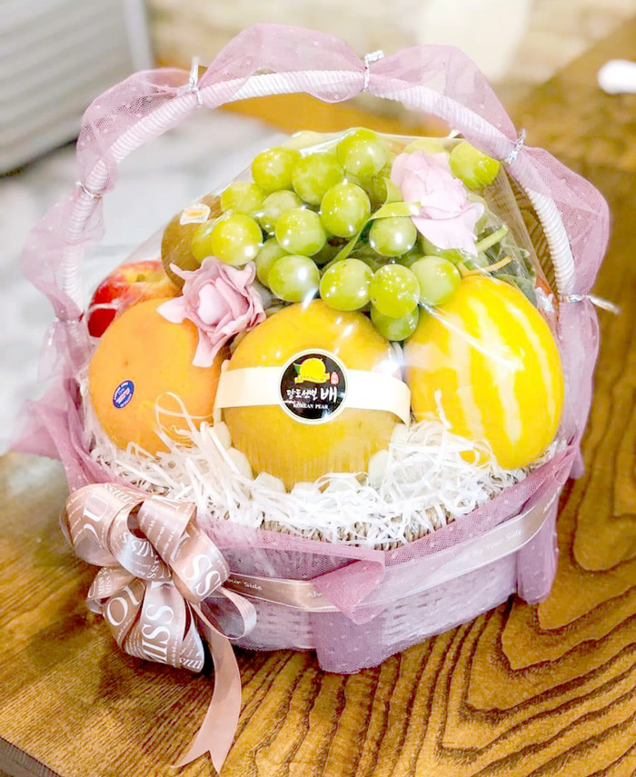 Gợi ý giỏ trái cây thăm bệnh cao cấp sang trọng ở bệnh viện quốc tế