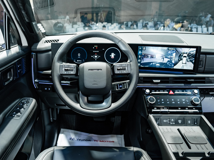 Xe ô tô Santafe máy dầu bản cao cấp khác gì bản thường