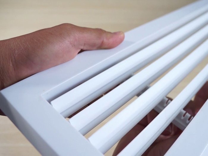 Hướng dẫn vệ sinh miệng gió nhựa định kỳ để tăng tuổi thọ và an toàn