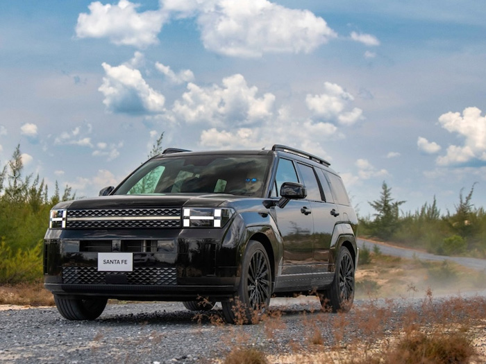 Xe Santafe mấy chỗ? Nên mua Santafe 5 chỗ hay 7 chỗ