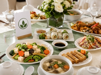 Khách ăn chay và ăn mặn nên được phục vụ như thế nào